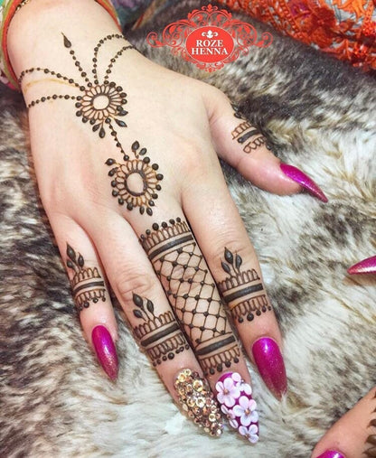 Design created using rozehenna henna cone